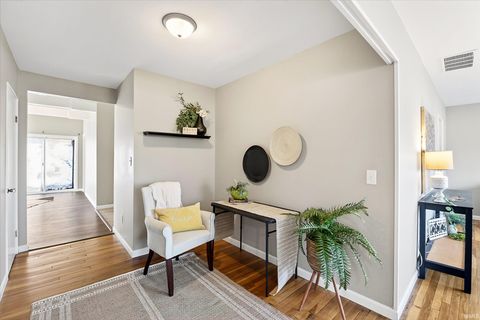 Tiny photo for 1122 Hedgewood Drive, Lafayette, IN 47904 (MLS # 202548474)