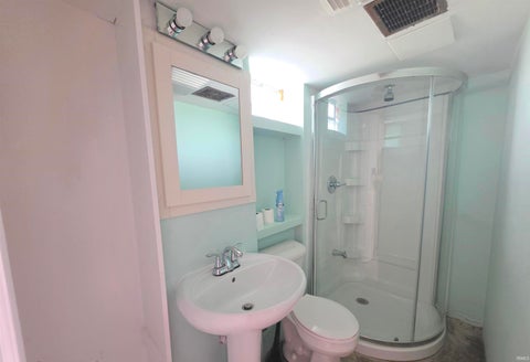 Tiny photo for 3202 Central Drive, Fort Wayne, IN 46806 (MLS # 202626561)