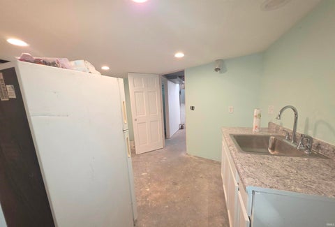Tiny photo for 3202 Central Drive, Fort Wayne, IN 46806 (MLS # 202626561)