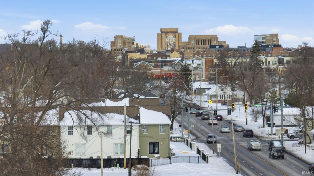 Photo of 421 N Eddy (Lot 1) Street #Lot 1, South Bend, IN 46617 (MLS # 202606457)