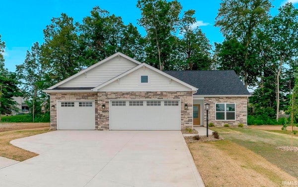 8245 CAVERANGO BLVD, FORT WAYNE, IN 46815 - Image ddef50bdf83172d0df18e0bc4ecccb7c/3935714146