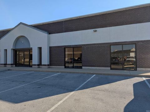 Tiny photo for 2755 Albright Road, Kokomo, IN 46902 (MLS # 202539856)