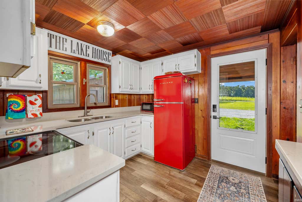 Photo of 7060 N 925 E, Fremont, IN 46737 (MLS # 202635103)