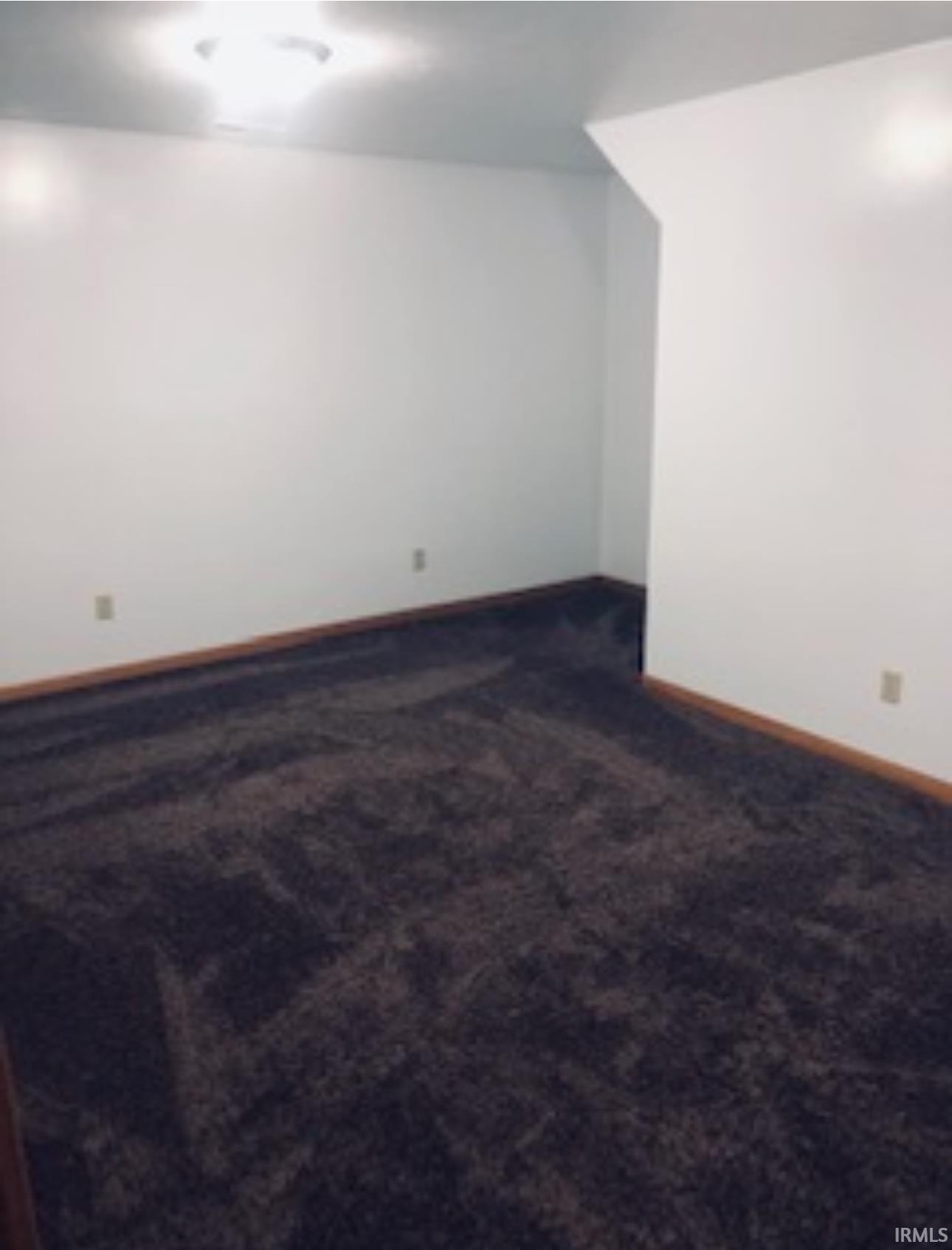 Middlebury, Indiana 46540, United States, 2 Bedrooms Bedrooms, ,2 BathroomsBathrooms,Residential,Active,117886