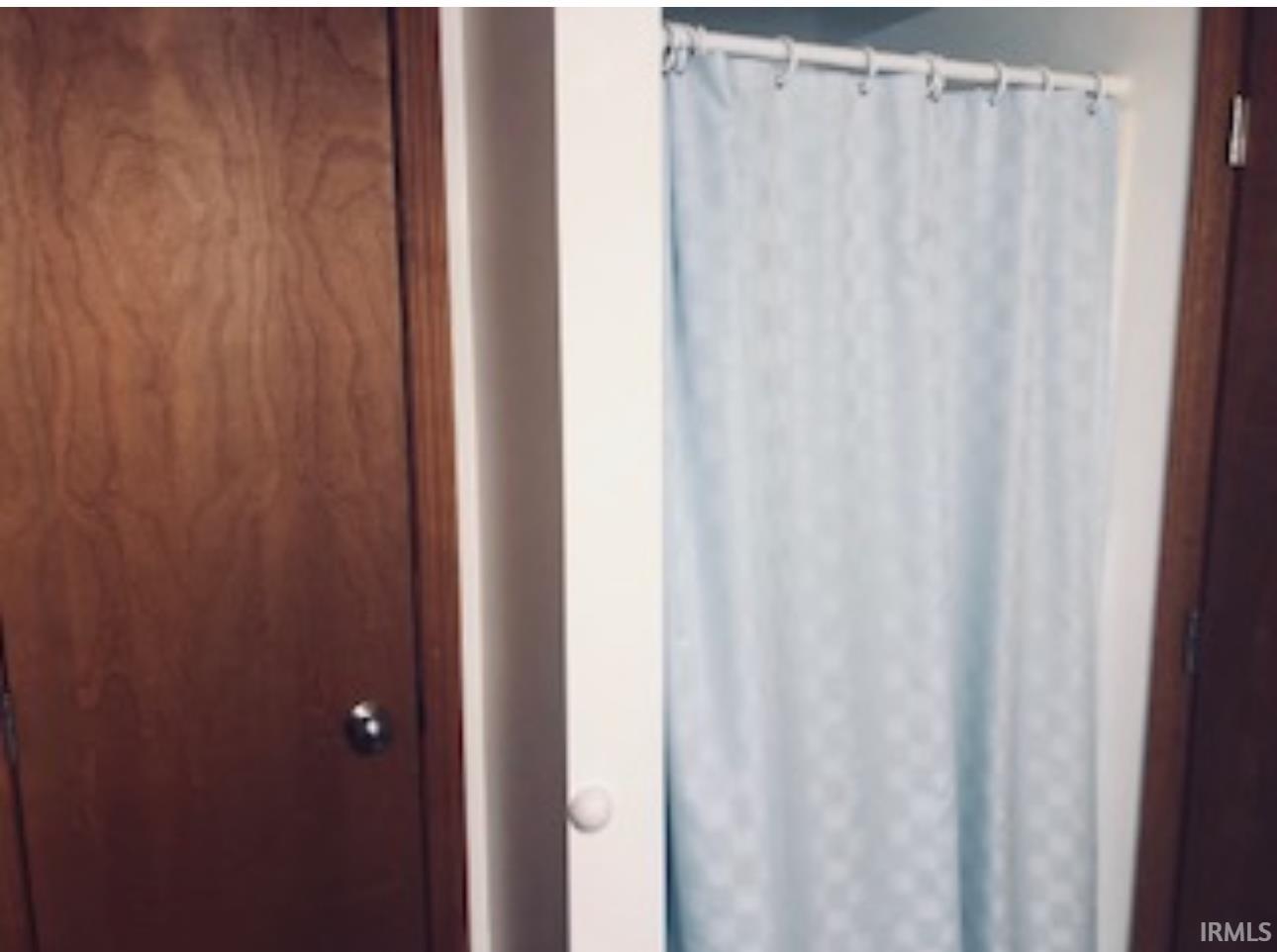 Middlebury, Indiana 46540, United States, 2 Bedrooms Bedrooms, ,2 BathroomsBathrooms,Residential,Active,117886