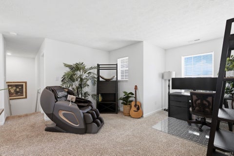 Tiny photo for 468 Tracewood Bend, Greenfield, IN 46140 (MLS # 202625280)