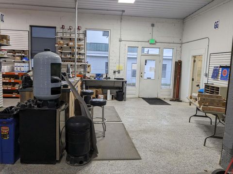 Tiny photo for 804 W Morgan Street, Kokomo, IN 46901 (MLS # 202440040)