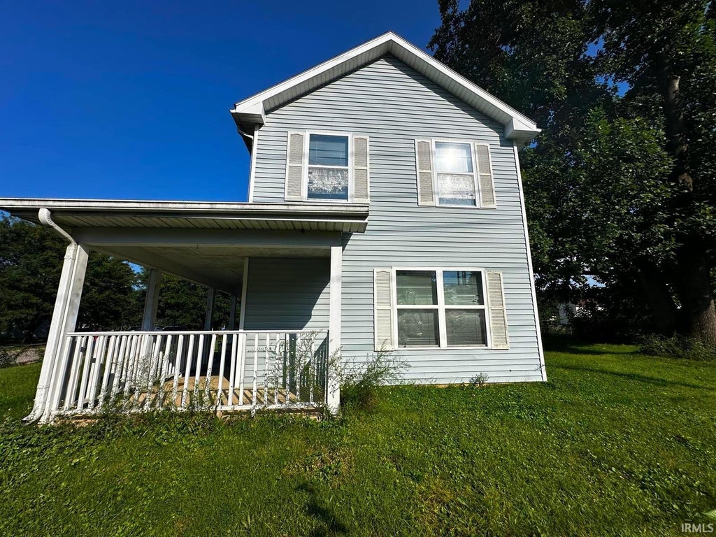 Photo of 602 Jefferson Street, Marion, IN 46953 (MLS # 202642377)
