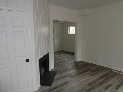 Tiny photo for 2519 Miner Street, Fort Wayne, IN 46807 (MLS # 202546842)