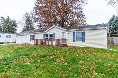 Tiny photo for 3195 W Nevada Mills Road, Fremont, IN 46737 (MLS # 202546551)