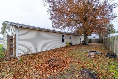 Tiny photo for 3195 W Nevada Mills Road, Fremont, IN 46737 (MLS # 202546551)