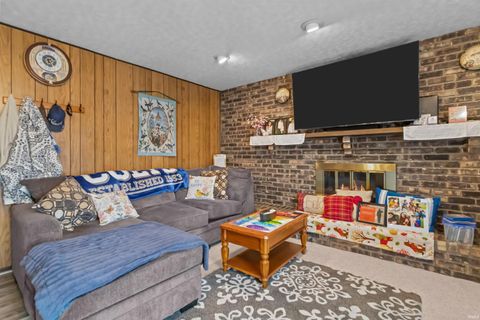 Tiny photo for 1501 E Cadillac Drive, Kokomo, IN 46902 (MLS # 202547699)