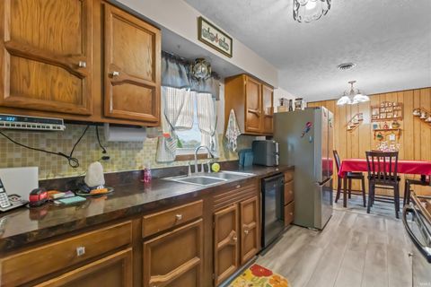 Tiny photo for 1501 E Cadillac Drive, Kokomo, IN 46902 (MLS # 202547699)