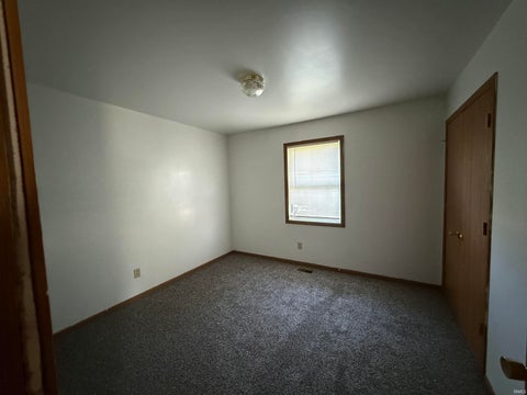 Tiny photo for 932 S Elliott Street, Evansville, IN 47713 (MLS # 202642177)
