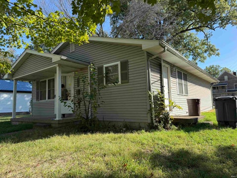 Tiny photo for 932 S Elliott Street, Evansville, IN 47713 (MLS # 202642177)