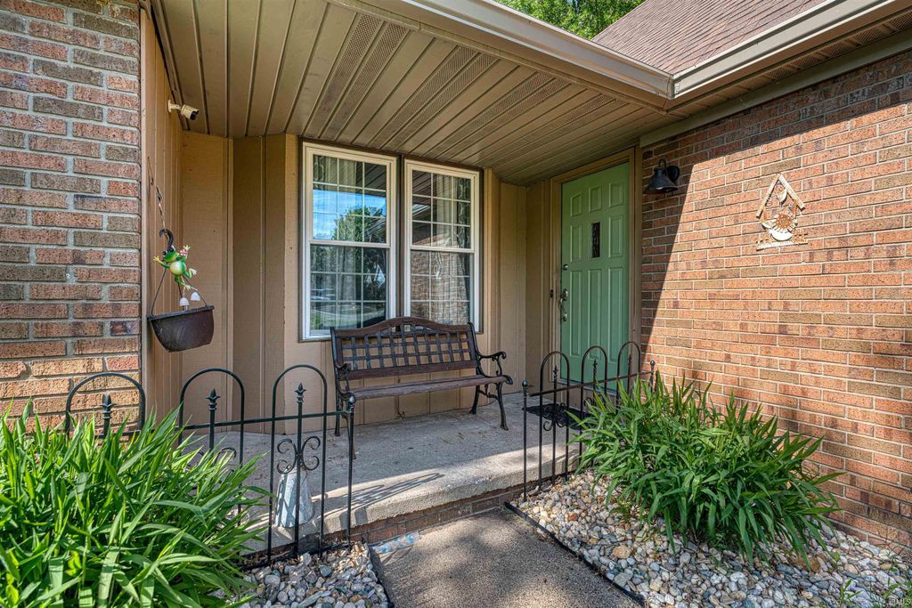 Photo of 6600 Pollack Avenue, Evansville, IN 47715 (MLS # 202616069)