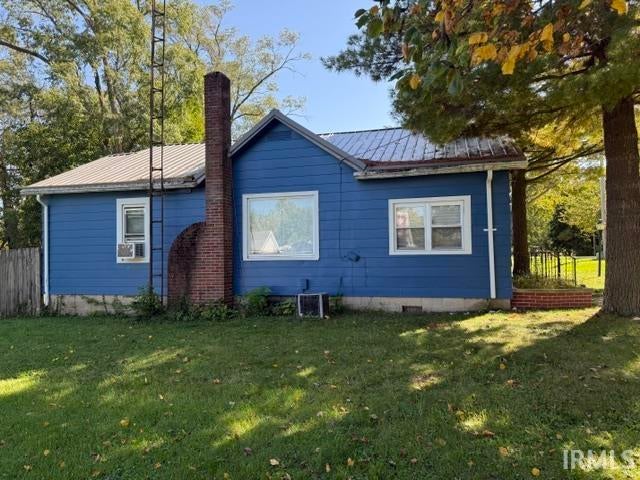 Photo of 326 E High Street, Dunkirk, IN 47336 (MLS # 202641893)