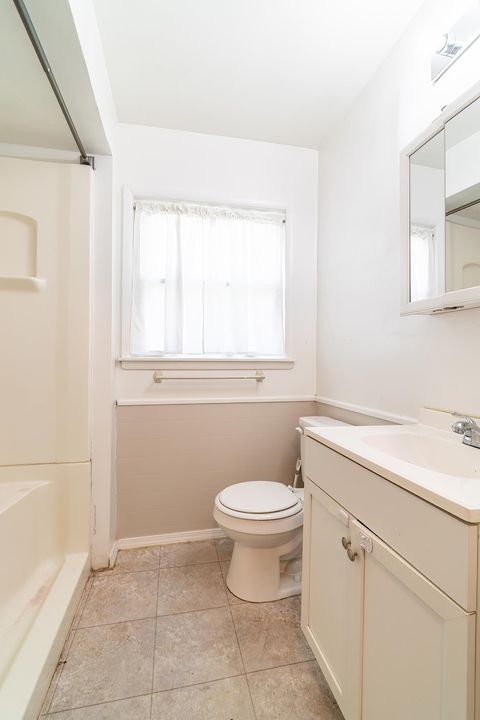 Tiny photo for 6708 S Calhoun Street, Fort Wayne, IN 46807 (MLS # 202616175)