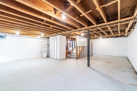 Tiny photo for 6708 S Calhoun Street, Fort Wayne, IN 46807 (MLS # 202616175)