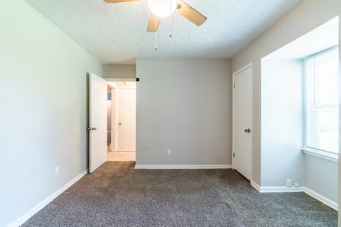 Tiny photo for 6708 S Calhoun Street, Fort Wayne, IN 46807 (MLS # 202616175)