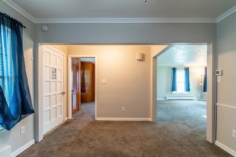 Tiny photo for 6708 S Calhoun Street, Fort Wayne, IN 46807 (MLS # 202616175)