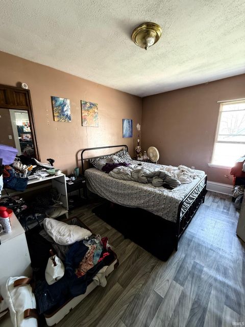 Tiny photo for 211 E Columbia Street, Flora, IN 46929 (MLS # 202612855)