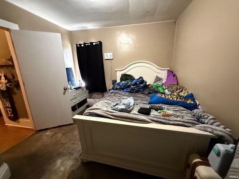 Tiny photo for 211 E Columbia Street, Flora, IN 46929 (MLS # 202612855)