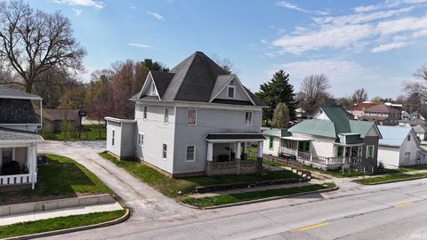 Photo of 211 E Columbia Street, Flora, IN 46929 (MLS # 202612855)