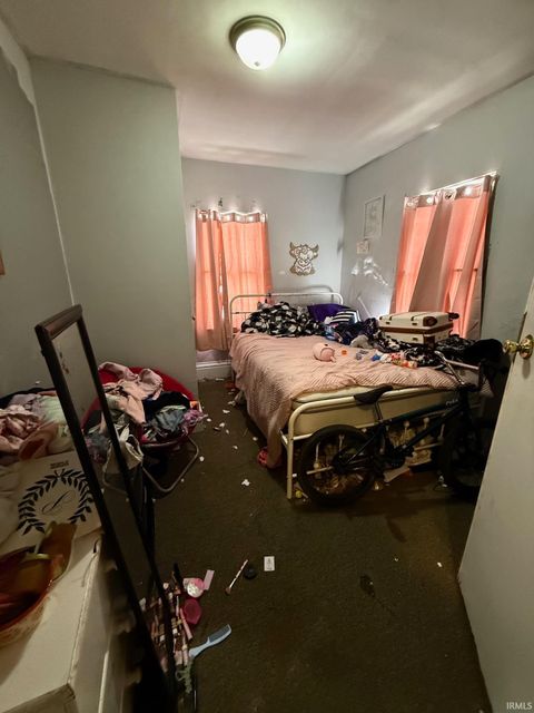 Tiny photo for 211 E Columbia Street, Flora, IN 46929 (MLS # 202612855)