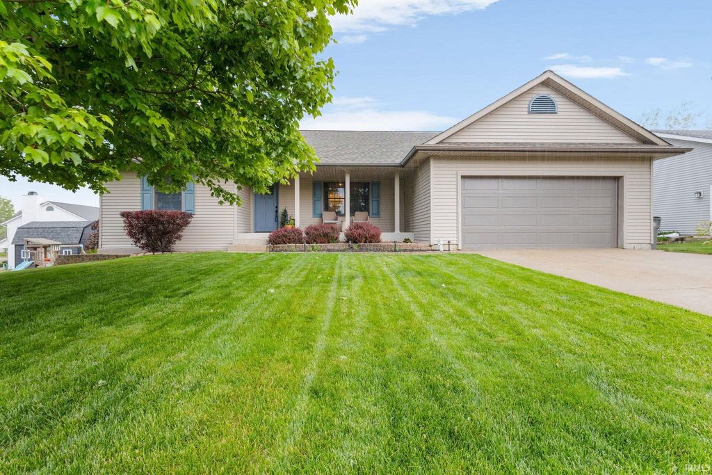 Photo of 18991 Meadowflower Drive, New Paris, IN 46553 (MLS # 202619132)