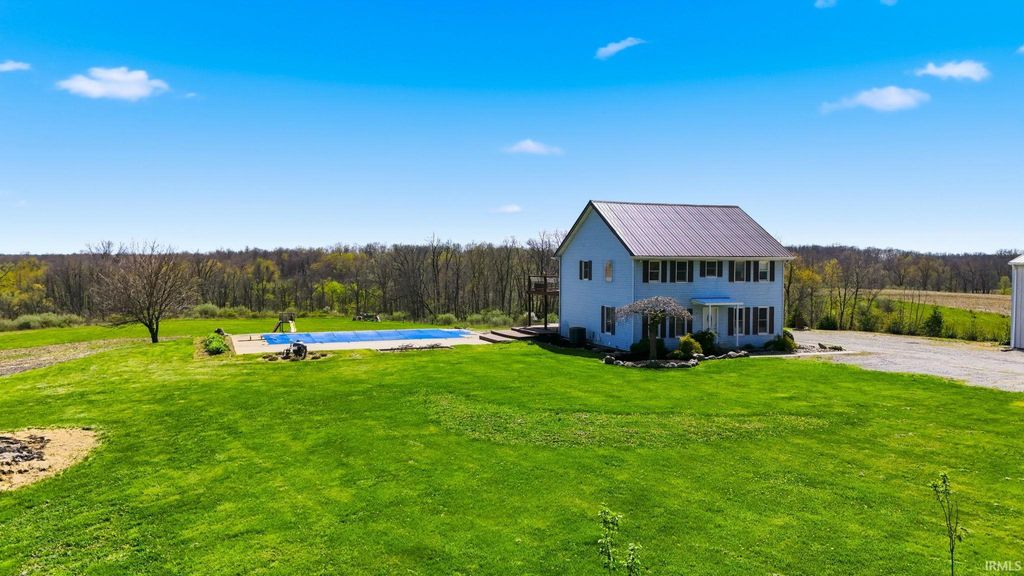 Photo of 2665 E 500 S, Pleasant Lake, IN 46779 (MLS # 202614090)