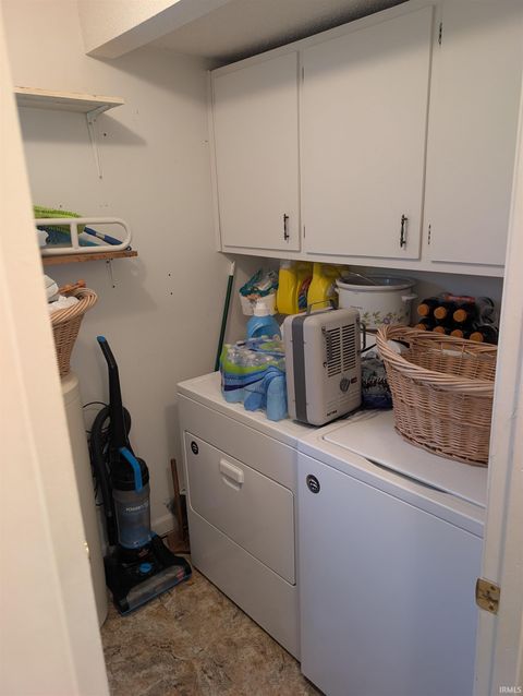 Tiny photo for 2114 N Buckeye Street, Kokomo, IN 46901 (MLS # 202617061)