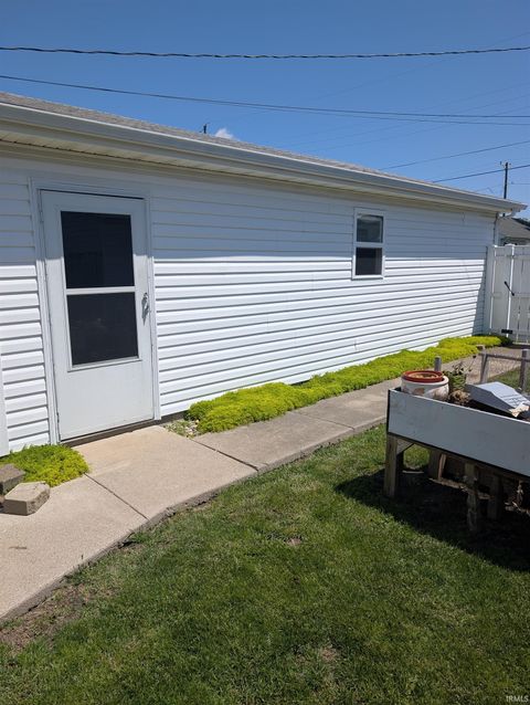 Tiny photo for 2114 N Buckeye Street, Kokomo, IN 46901 (MLS # 202617061)