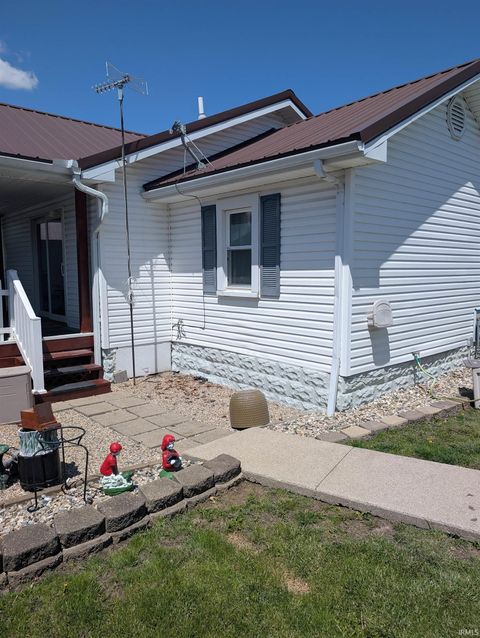 Tiny photo for 2114 N Buckeye Street, Kokomo, IN 46901 (MLS # 202617061)