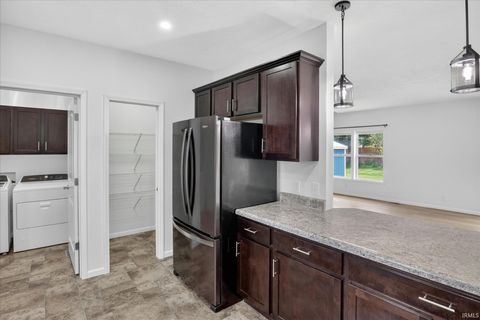 Tiny photo for 1508 Evergreen Place, Elkhart, IN 46514 (MLS # 202617537)