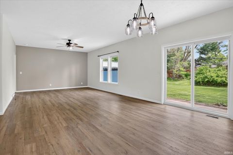 Tiny photo for 1508 Evergreen Place, Elkhart, IN 46514 (MLS # 202617537)