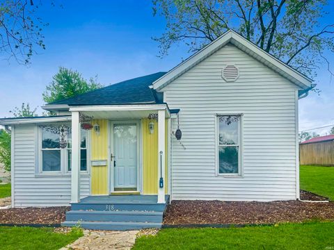 Photo of 318 W 10th Street, Bicknell, IN 47512 (MLS # 202605130)