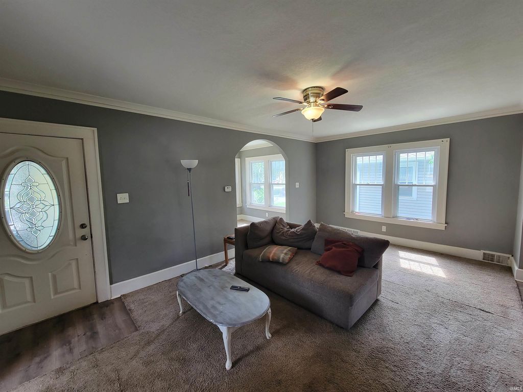 Photo of 210 W 19th Street, Auburn, IN 46706 (MLS # 202623207)