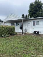 1052 N Lincoln Street property photo