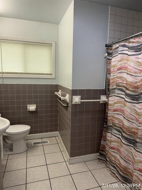Tiny photo for 1052 N Lincoln Street, Peru, IN 46970 (MLS # 202627814)