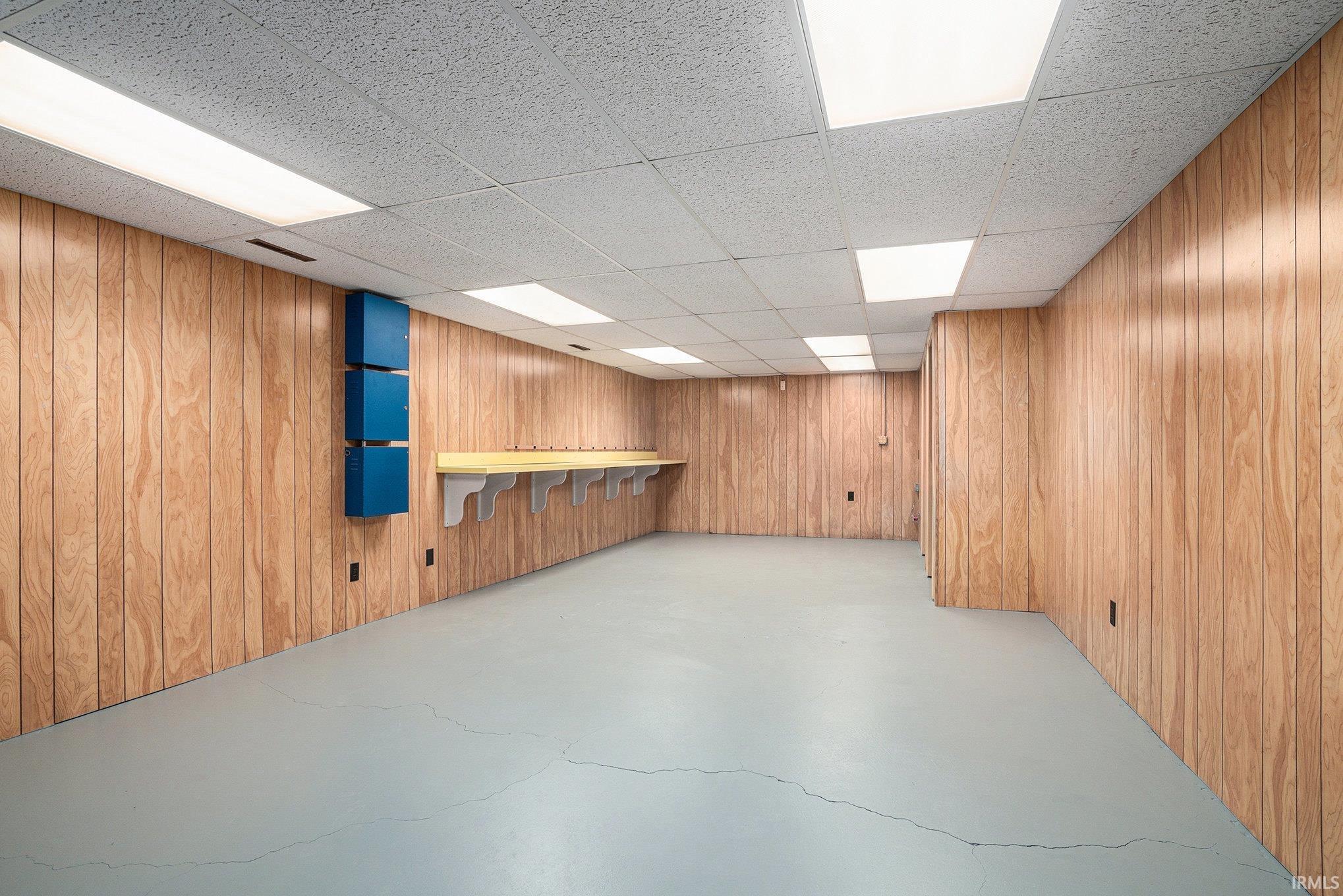 Elkhart, Indiana 46514, United States, ,2 BathroomsBathrooms,Commercial,Active,234128