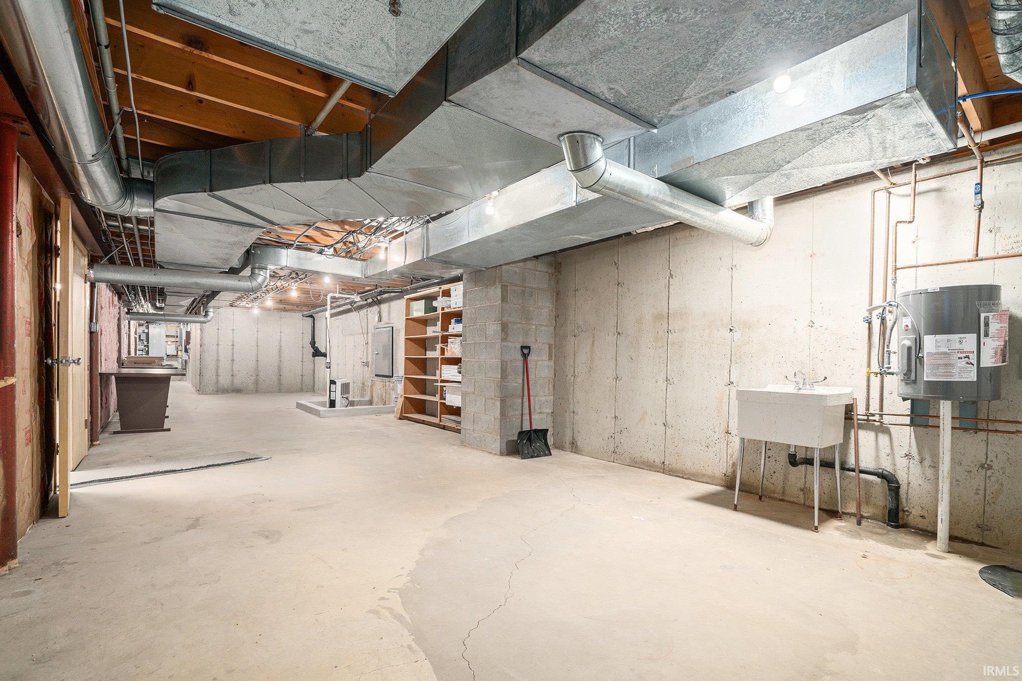 Elkhart, Indiana 46514, United States, ,2 BathroomsBathrooms,Commercial,Active,234128