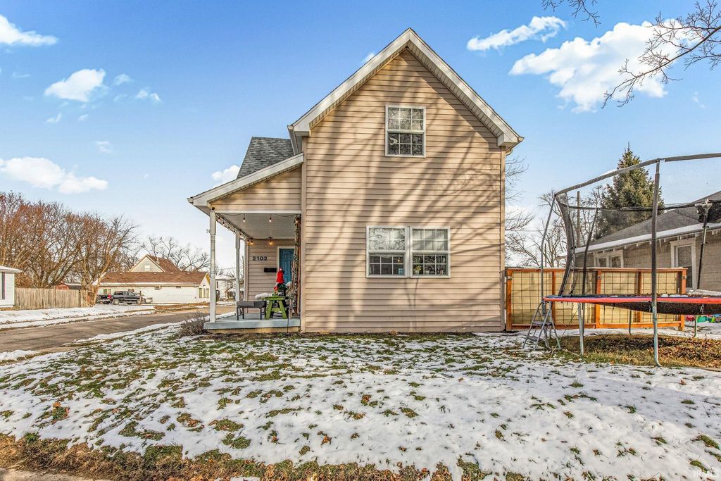 Photo of 2102 Plum Street, New Castle, IN 47362 (MLS # 202548452)