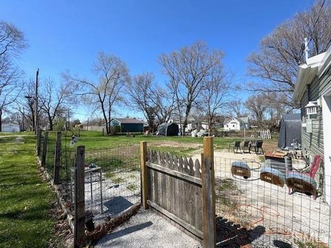 Tiny photo for 506 Ohio Street, North Judson, IN 46366 (MLS # 202612307)