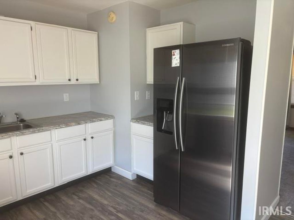 Photo of 404 N Miller Avenue, Marion, IN 46952 (MLS # 202621172)