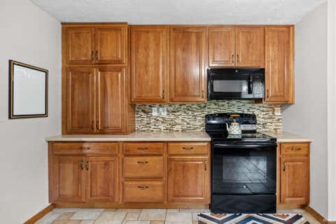 Tiny photo for 4400 Zanik Lane, Lafayette, IN 47909 (MLS # 202628571)