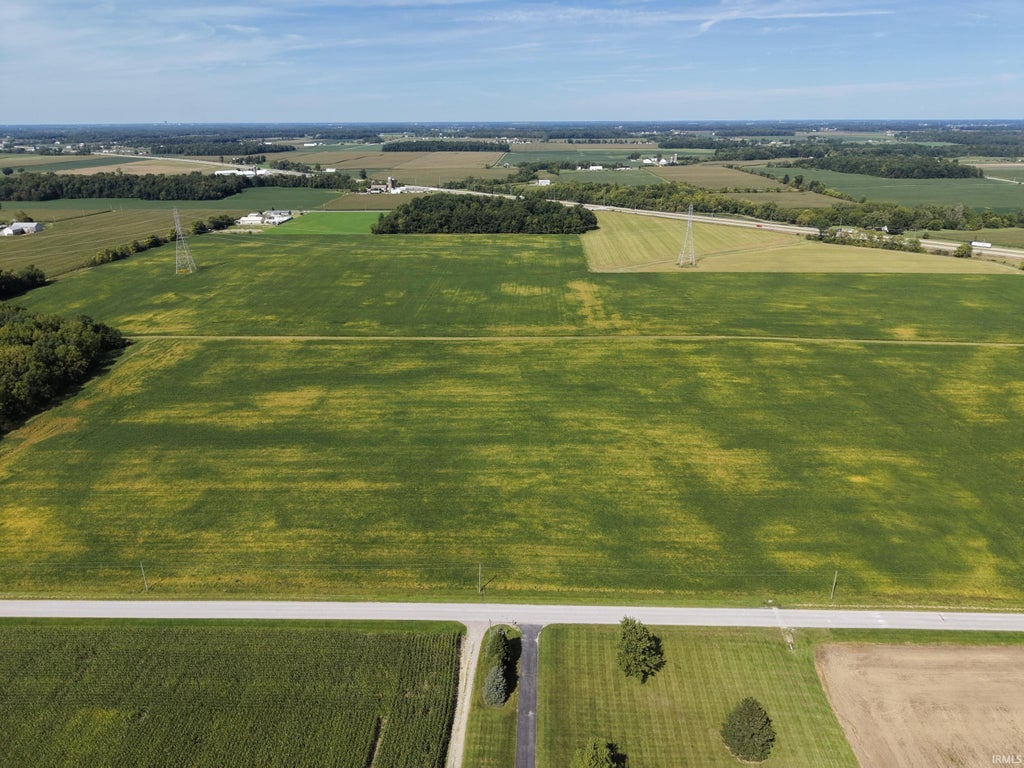 Photo of 8211 S County Line Road, Decatur, IN 46733 (MLS # 202644394)