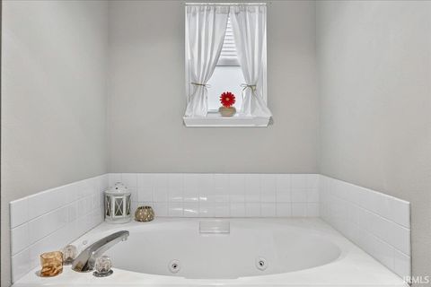 Tiny photo for 400 Buckingham Drive, Lafayette, IN 47909 (MLS # 202617271)