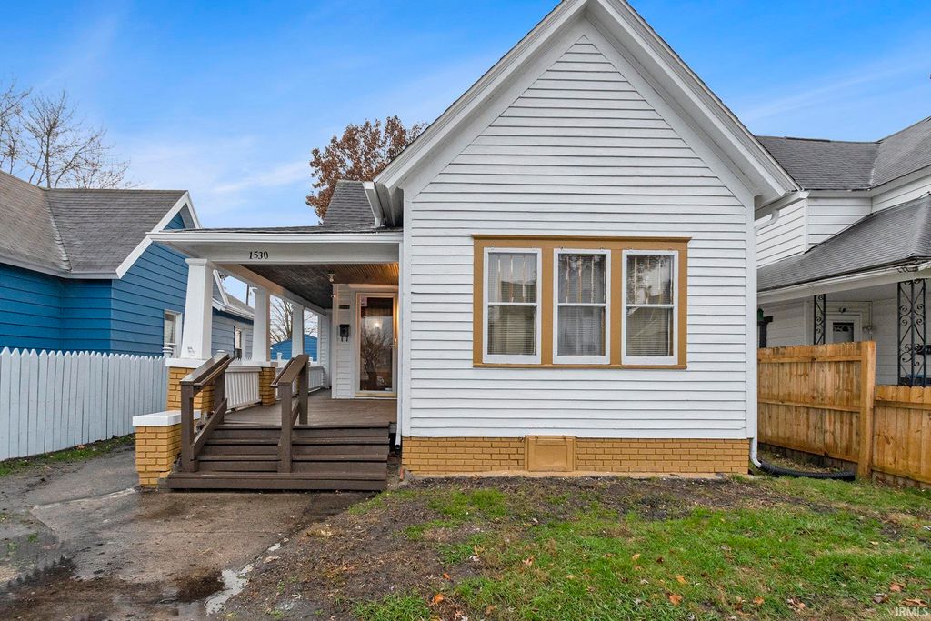 Photo of 1530 fisher Street, South Bend, IN 46619 (MLS # 202546565)