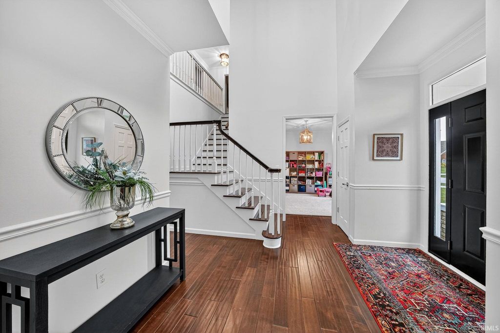 Photo of 15183 Valentia Drive, Granger, IN 46530 (MLS # 202608075)